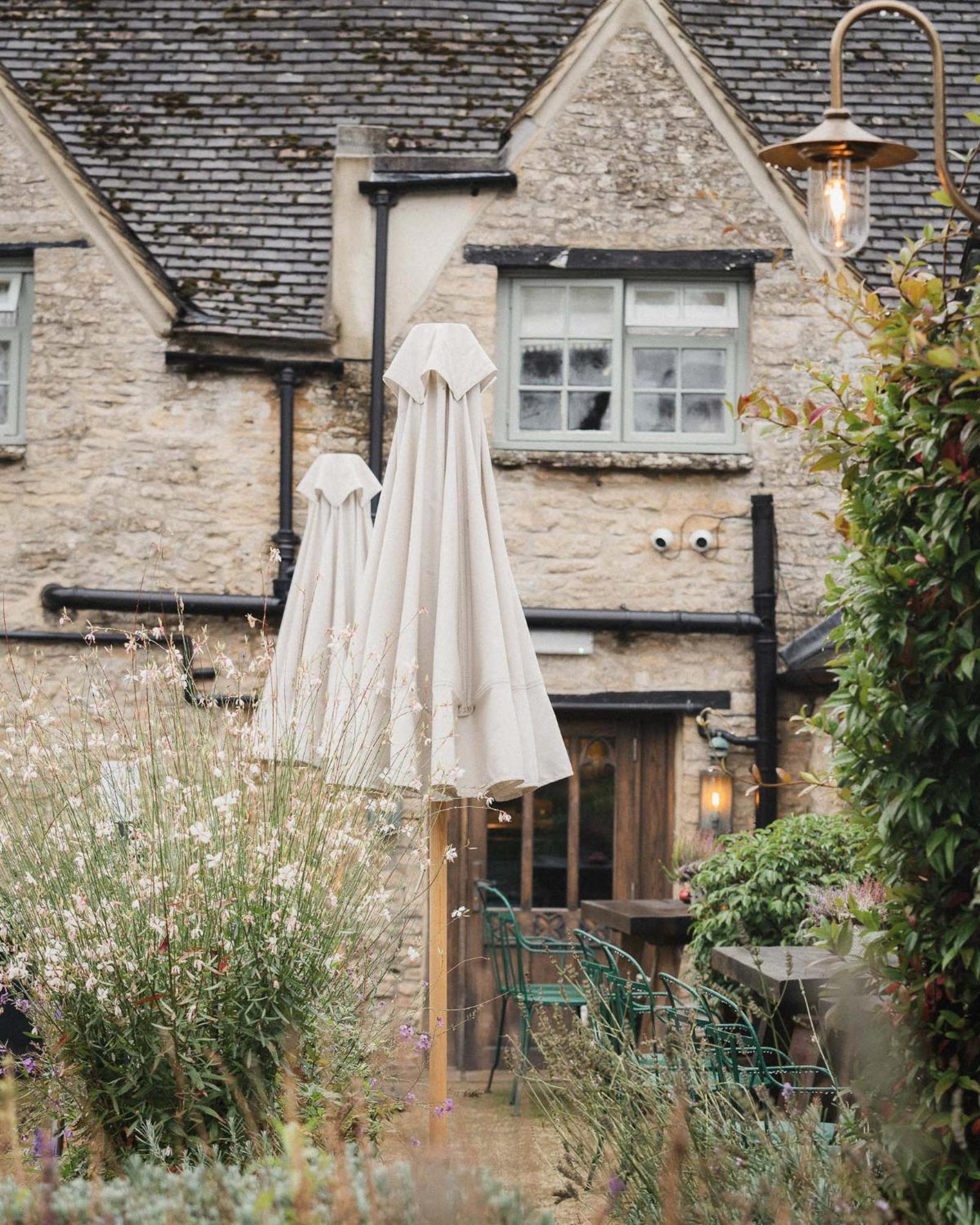 The Swan Inn Shipton under Wychwood Exterior foto